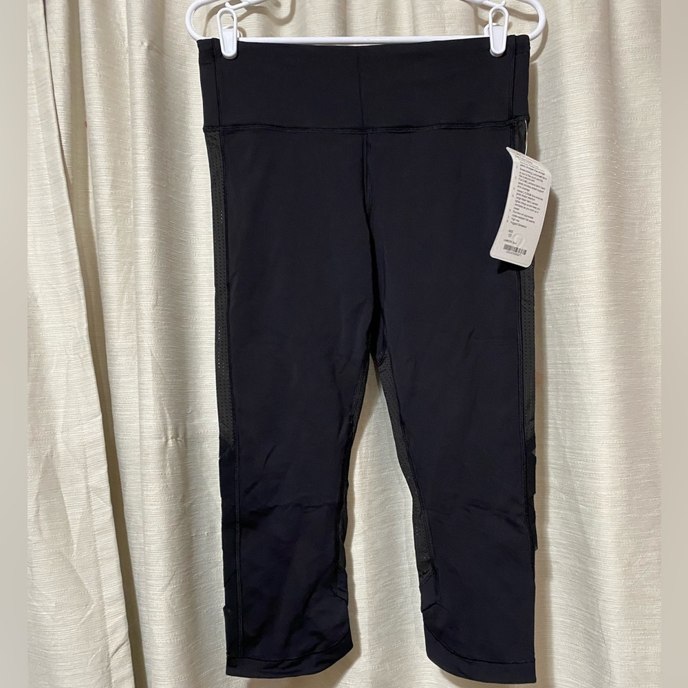 Lululemon Var City Crop NWT